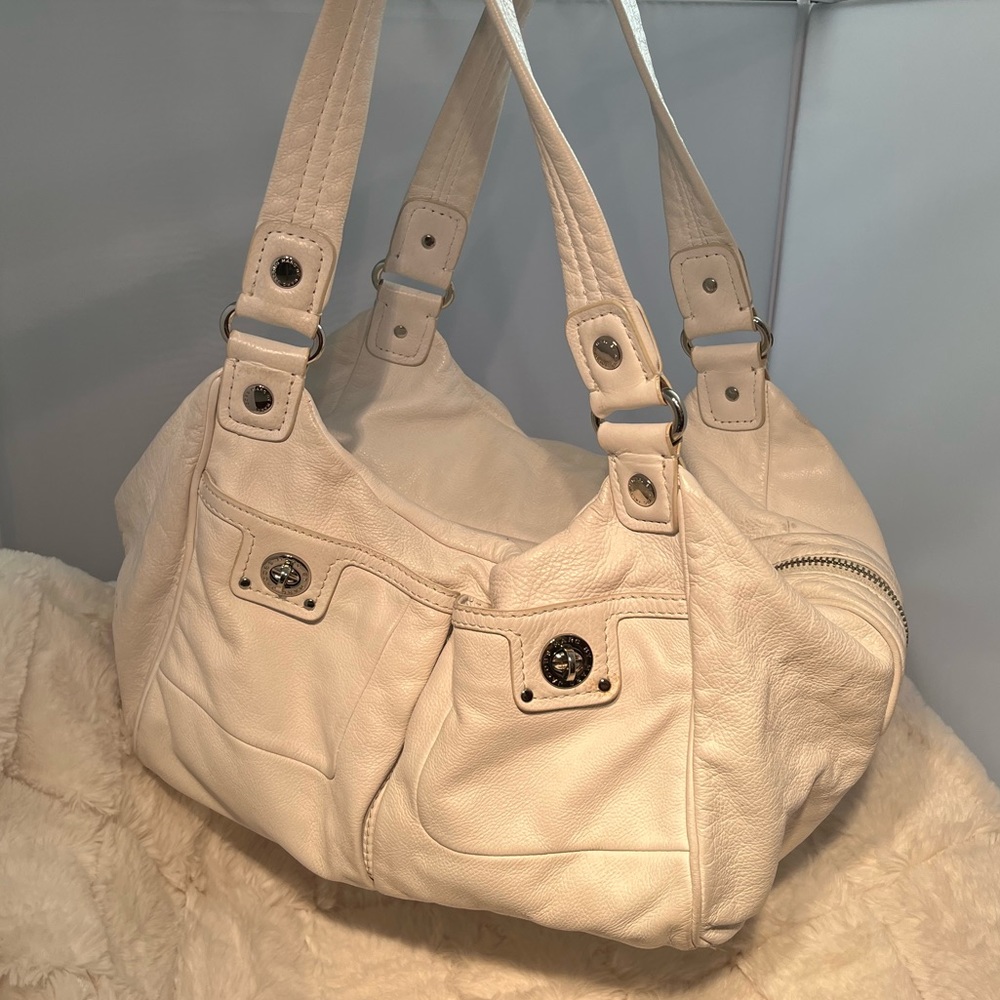 MARC JACOBS WHITE HOBO STYLE PURSE